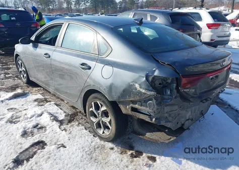 2021 Kia Forte Lxs из США, поврежденный, VIN 3KPF24AD7ME369738